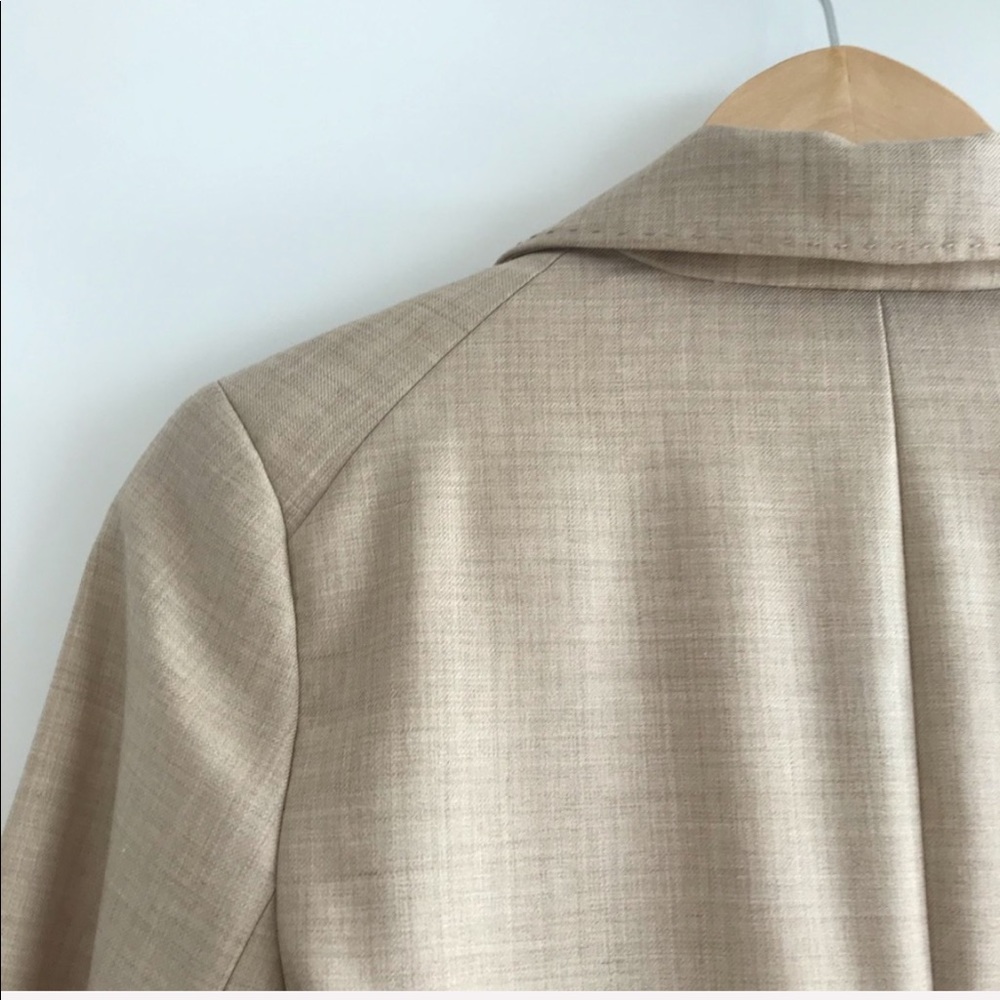 Banana Republic Cream Wool and Silk Blend Blazer - Picture 6 of 8